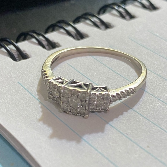1/2 ct Diamond Three-Stone Ring in 10K White Gold - Picture 1 of 9
